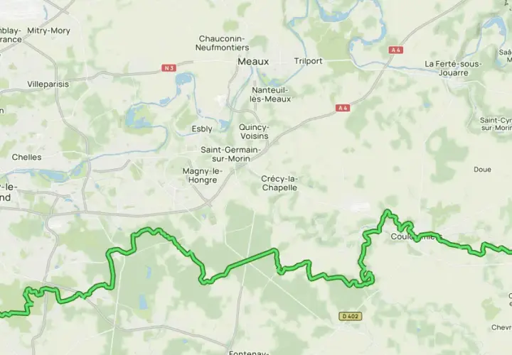 Carte GR 14 : itinéraire vert serpentant de Saint-Maur-des-Fossés vers l'est, traversant forêts et villages comme Crécy-la-Chapelle.