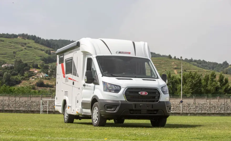Porteur Ford pour camping-car - bien choisir sa base