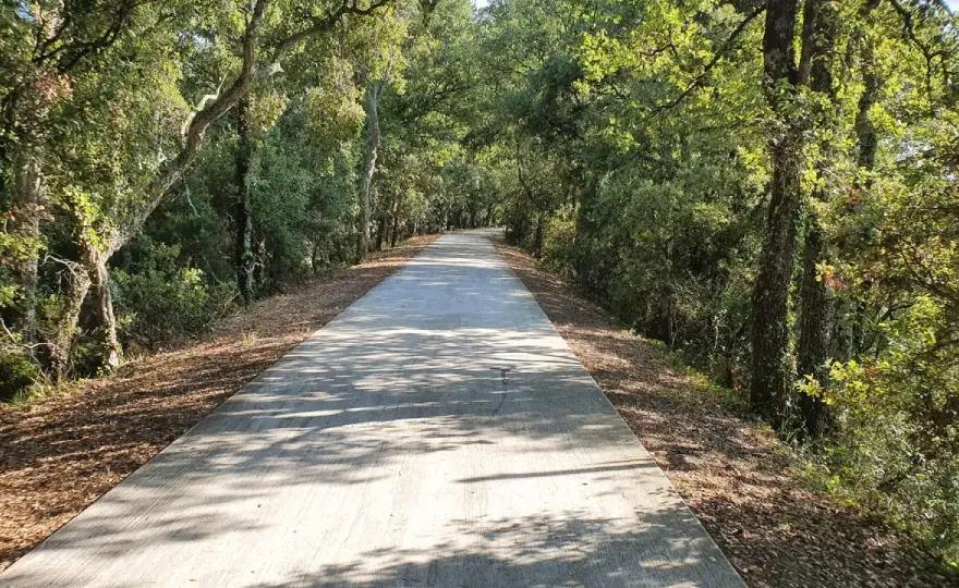 Col de Collebasse - randonnée et vélo entre maquis et mer