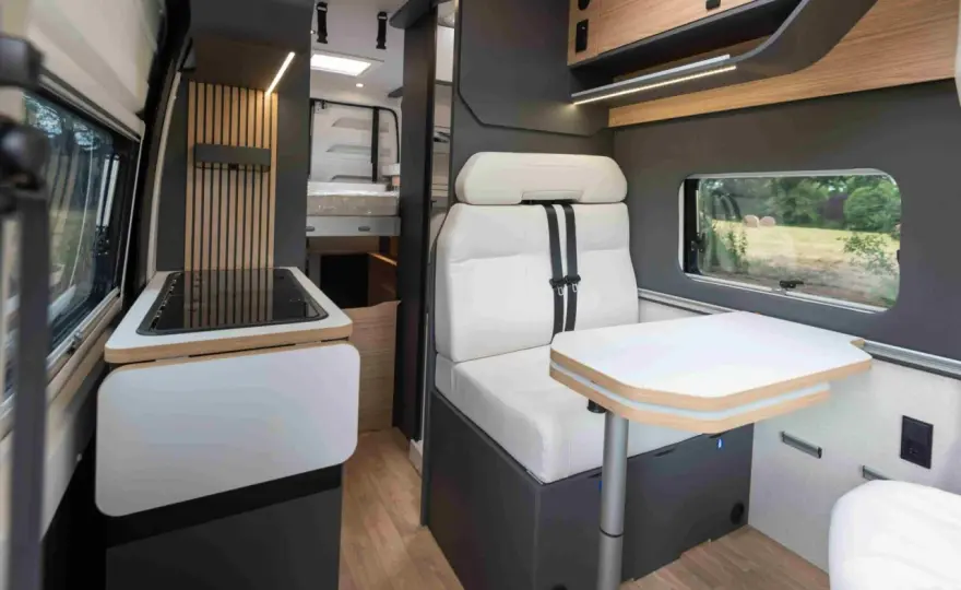 Intérieur camping-car Bavaria - Le guide pour bien choisir