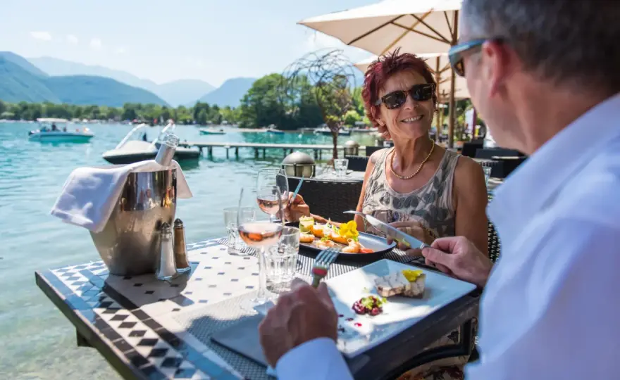 Plages du lac d’Annecy - où aller selon l’ambiance du jour