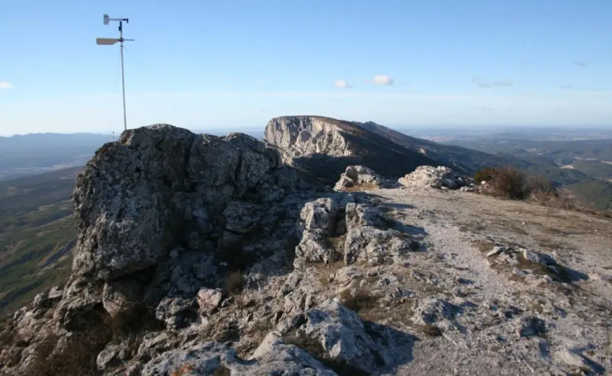 Pic des Mouches - Altitude, accès et vue sur la Sainte-Victoire