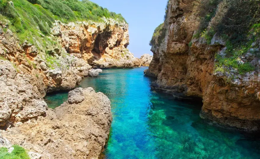 Paysages de Minorque - nord sauvage, criques et intérieur