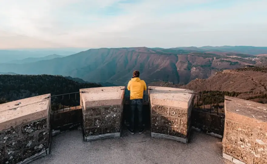 Mont Aigoual - accès, météo et panorama pour une visite réussie