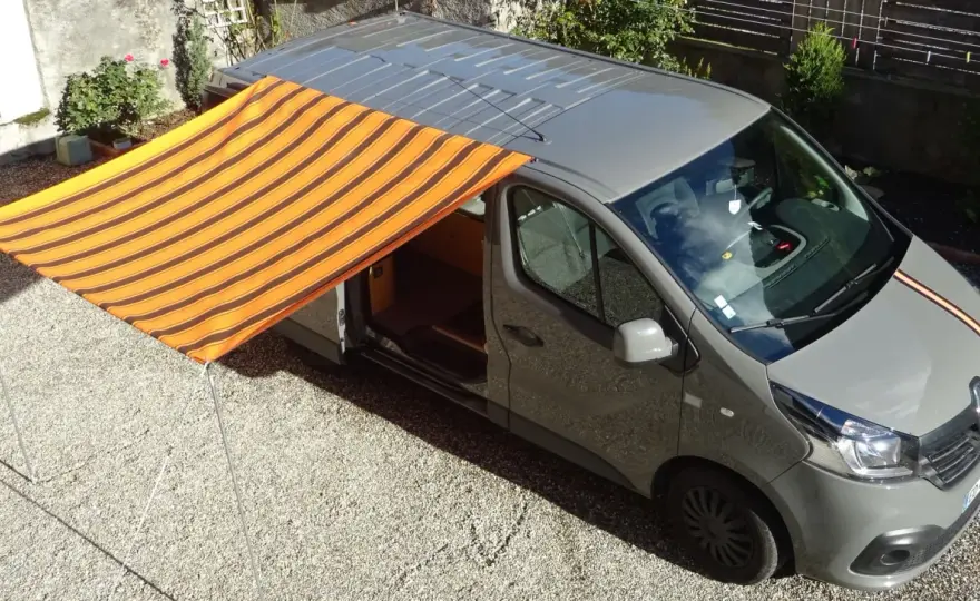 Store banne sur fourgon - le bon montage pour éviter les erreurs